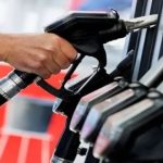 میرسلیم: بنزین را مفت می‌دهیم مردم بسوزانند