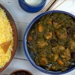 طرز تهیه خورشت آلو اسفناج با رب انار و گردو