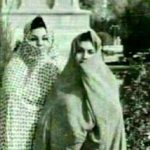 عکس؛ سفر به تاریخ؛ عکس کمتر دیده‌شده از «پدر و مادر هایده و مهستی» در یک مهمانی