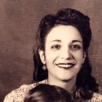 عکس؛ سفر به تاریخ؛ «تاج‌ایران و احمد، نتیجه‌های ناصرالدین شاه» کنار آرامگاه فردوسی؛ سال 1315