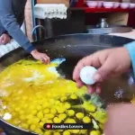 ببینید؛ غذای خیابانی در افغانستان؛ پخت چپلی کباب محبوب افغان ها در جلال آباد ببینید؛ غذای خیابانی در افغانستان؛ پخت چپلی کباب محبوب افغان ها در جلال آباد