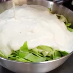 ببینید؛ غذای خیابانی در ژاپن؛ پخت اوکونومیاکی (Okonomiyaki) در اوساکا
