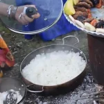 ببینید؛ غذای روستایی در کردستان؛ طبخ آبگوشت، کباب دیگی و بادمجان کبابی