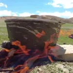 ببینید؛ غذای روستایی در افغانستان؛ پخت آبگوشت سنتی در کوه های بامیان