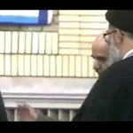 ببینید؛ سفر در زمان؛ «لحظه اعطای درجه سرتیپی به سردار سلیمانی»؛ دهه 70