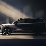 بازگشت ولوو XC70 با سیستم پلاگین هیبرید برد بلند بازگشت ولوو XC70 با سیستم پلاگین هیبرید برد بلند