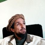 عکس؛ سفر در زمان؛ «سردار سلیمانی در کنار احمد شاه مسعود»؛ دهه 70