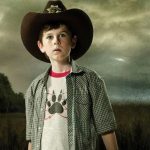 تصاویر؛ معرفی شخصیتهای سریال The Walking Dead؛ کارل گرایمز تصاویر؛ معرفی شخصیتهای سریال The Walking Dead؛ کارل گرایمز