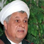 عکس؛ سفر در زمان؛ «هاشمی رفسنجانی با لباس احرام و در کنار کعبه»؛ سال 75