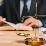 اهمیت اخذ وکیل تنظیم قرارداد در تهران