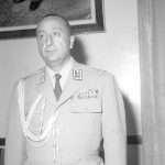 عکس؛ سفر در زمان؛ «نصیری و ثابتی، دوم مقام ارشد ساواک در یک مراسم»؛ دهه 50