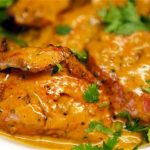 طرز تهیه مرغ با سس بادام هندی؛ طعم خاص و جدید